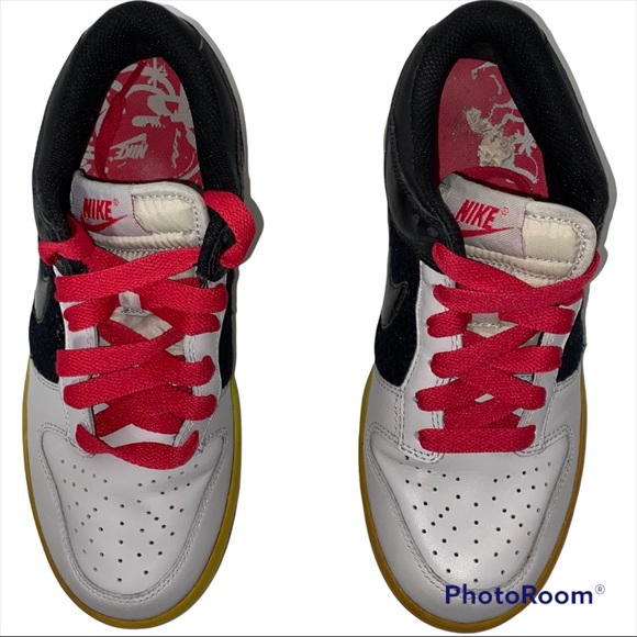 Nike Dunk SB Low Grey Black Berry Volt Women 7.5 - Picture 4 of 7